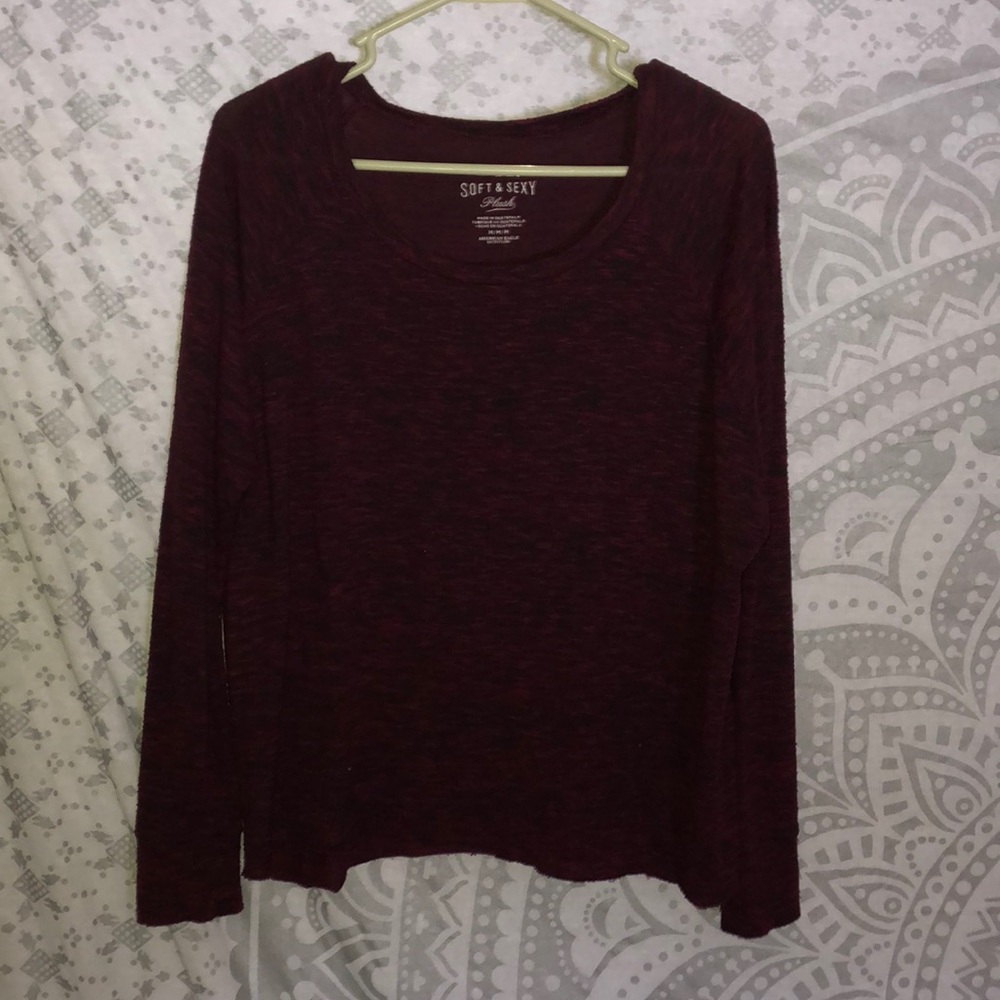 Maroon plush American Eagle sweater